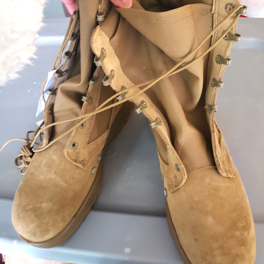 Mens army boots